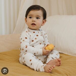 Petit Lem Cream Ribbed Footie Pajamas with Pumpkin Print